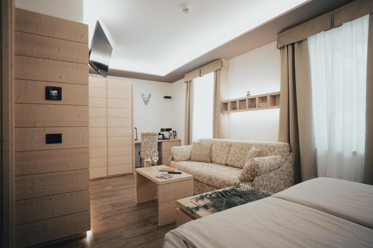 Hotel Bezzi Пасо дел Тонале Екстериор снимка